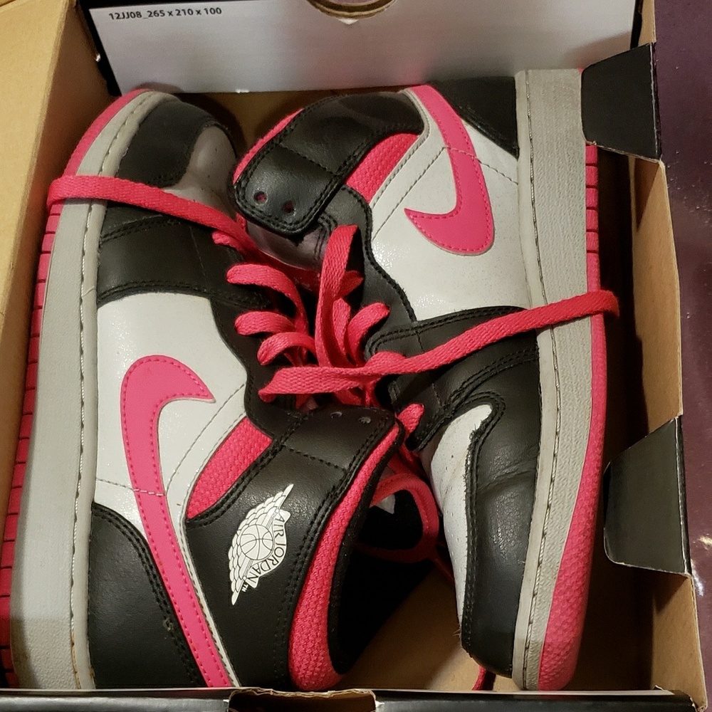 Nike air Jordan 1 mid gg